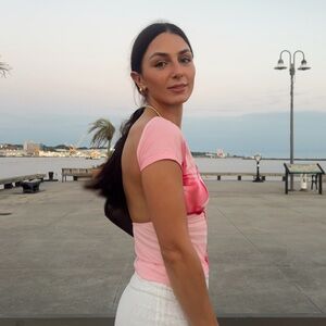 Meet your Posher, Hanalee